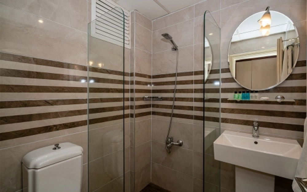 Large Room, Tu Casa Gelidonya 4*