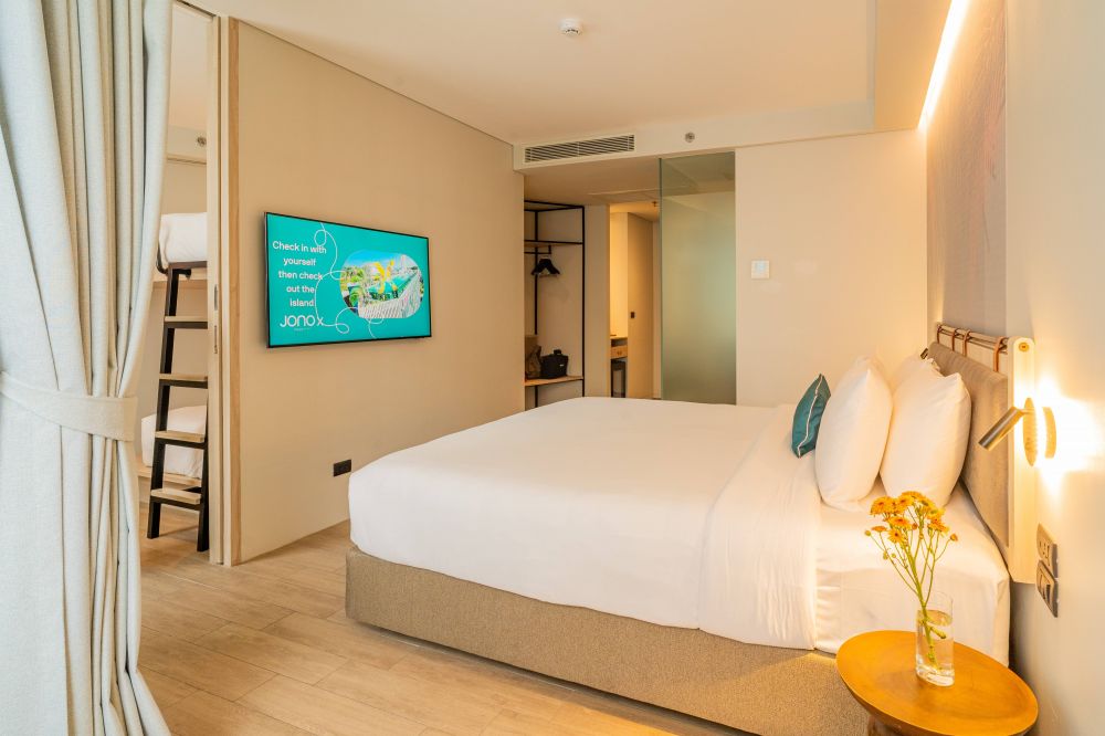 RechargeX Room, JonoX Phuket Karon 4*