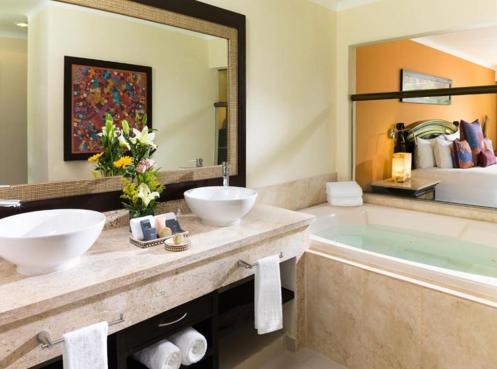 Swim Up Junior Suite, El Dorado Royale | Adults Only 5*