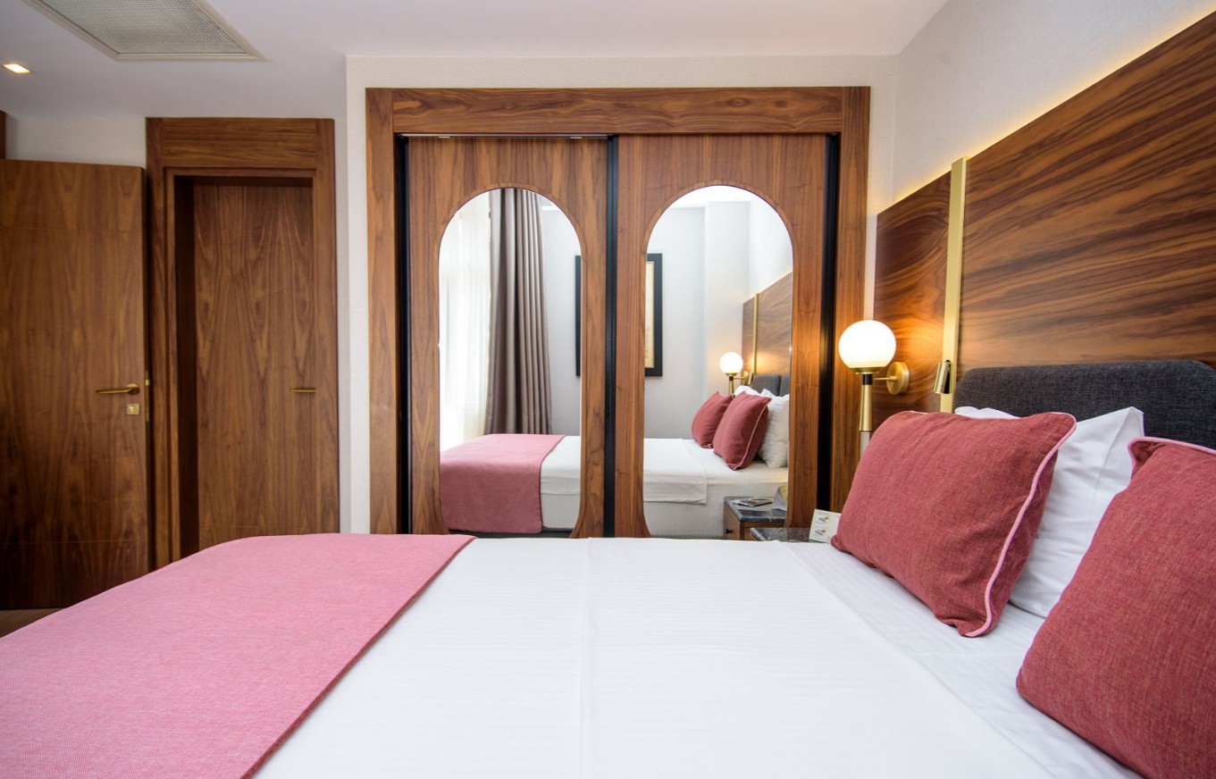 PREMIUM SUPERIOR, Tiflis Palace 4*