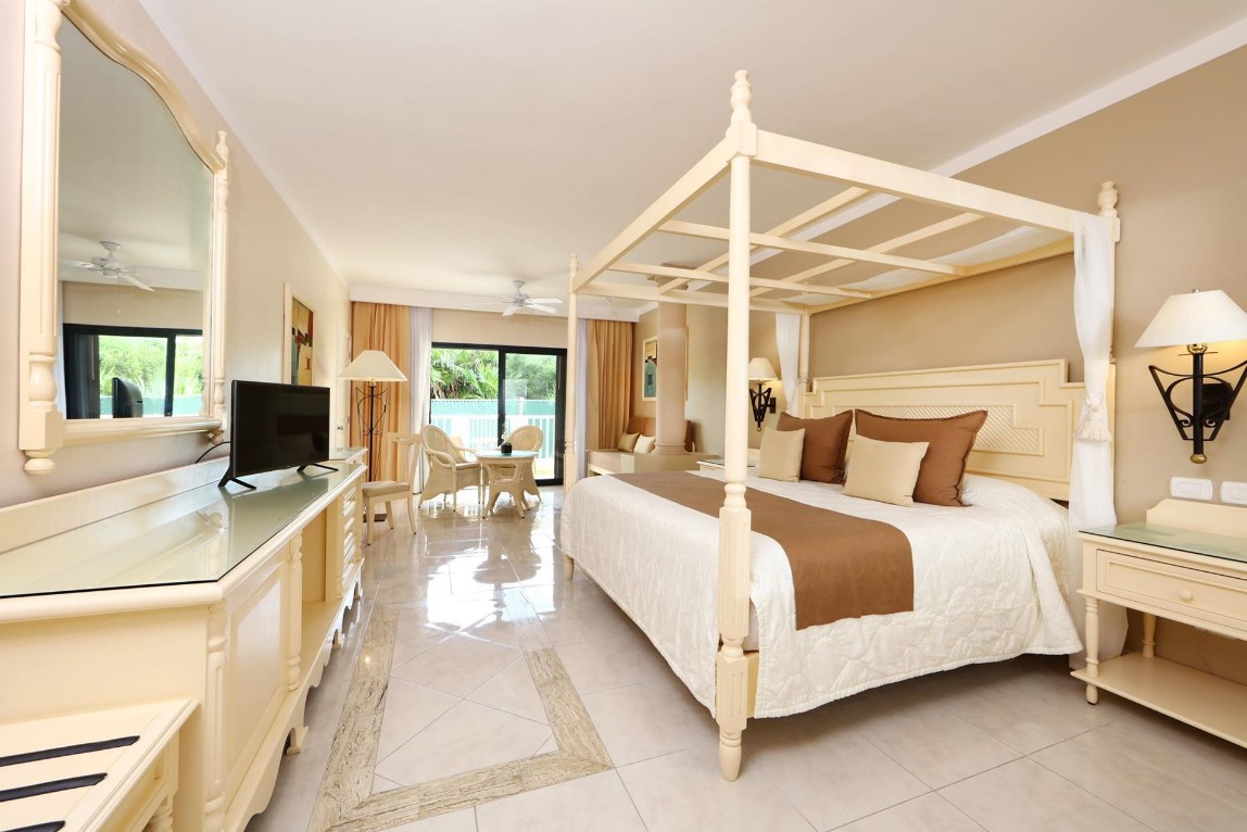 Junior Suite De Luxe/ Ocean Front (Adults Only 18+), Bahia Principe Luxury Akumal 5*