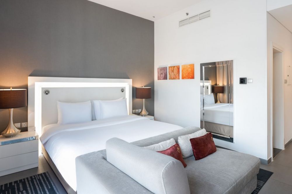 Superior Room High Floor, with Soluna Beach Club Access, The First Collection Marina, Dubai, A Tribute Portfolio Hotel 4*