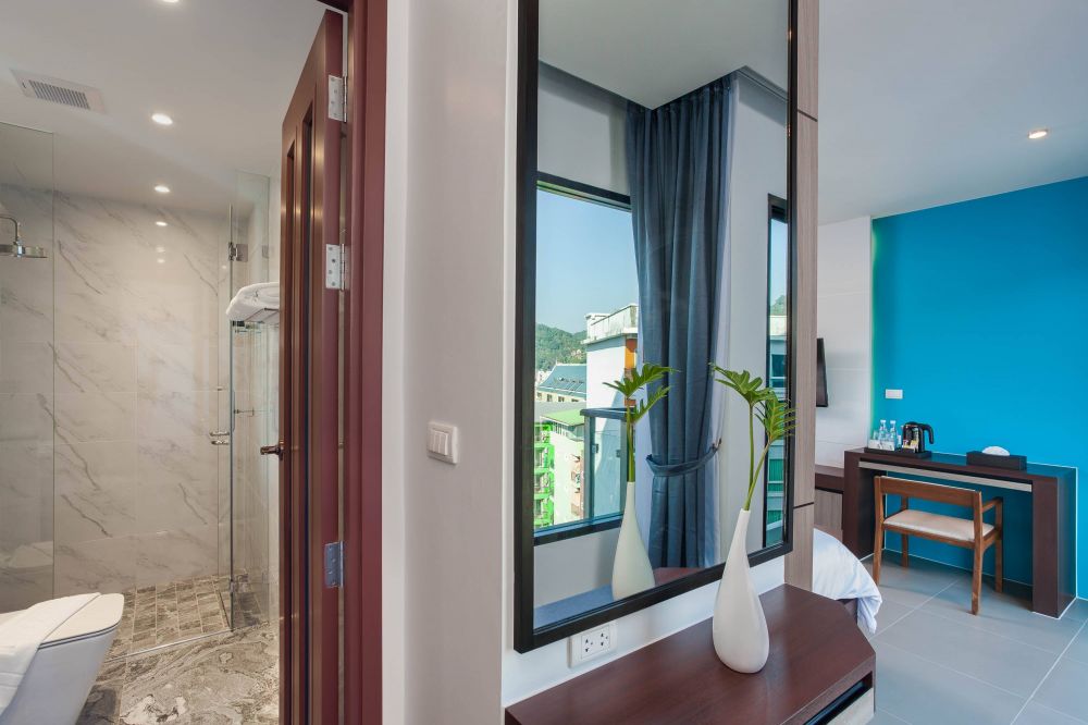 Premium Deluxe, The Marina Phuket Hotel 4*