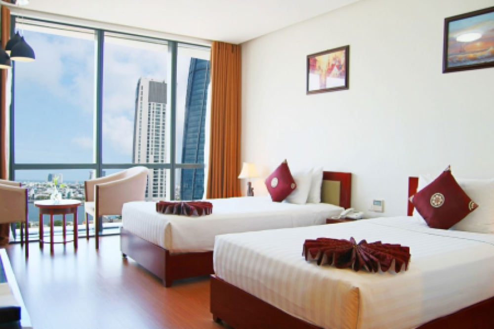 Superior, Da Nang Han River 4*