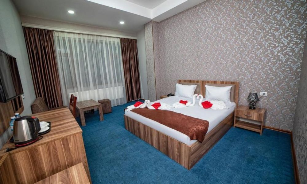 Standard 2-местный 1-комнатный, Continental Hotel 4*