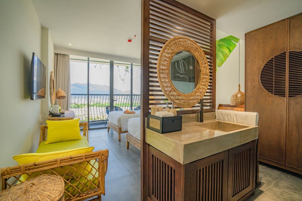 Signature Tropical, The Signature Hotel Nha Trang 5*