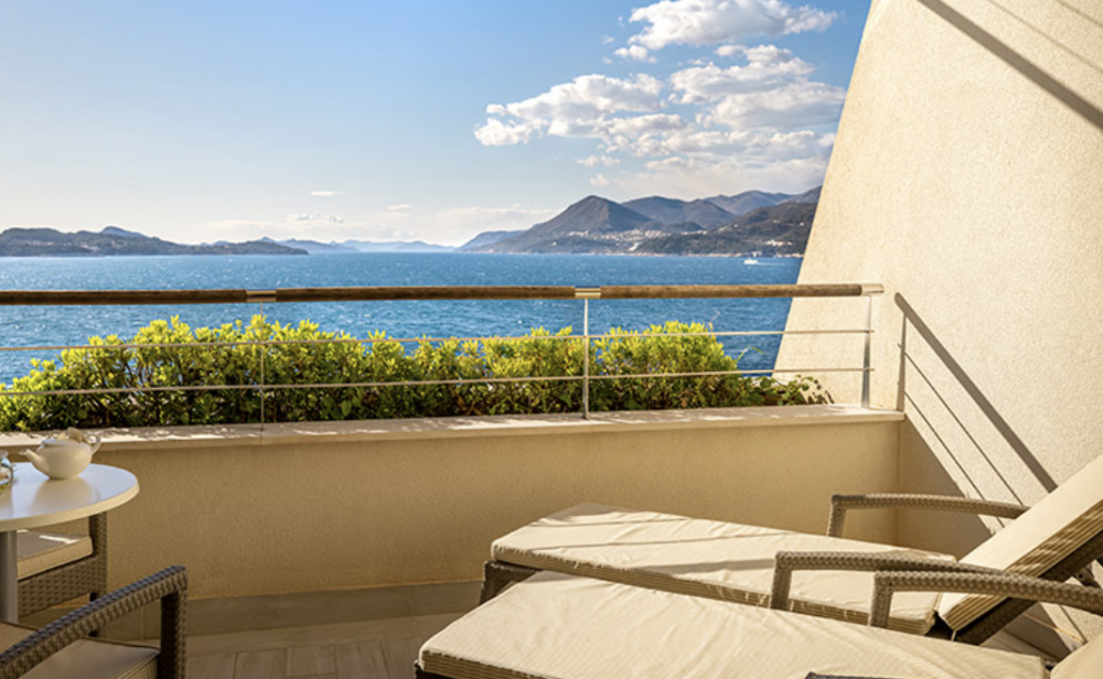 V Level Room for 2+1/2+2 Seaview, Valamar Collection Dubrovnik President 5*