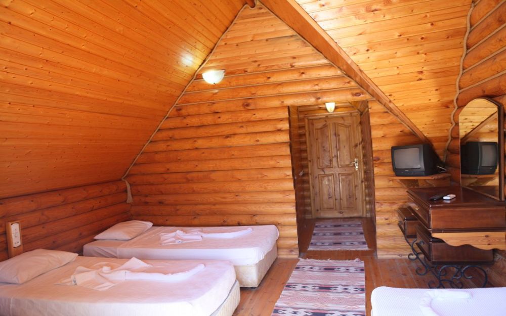 Bungalow Room, Woodline Hotel 4*