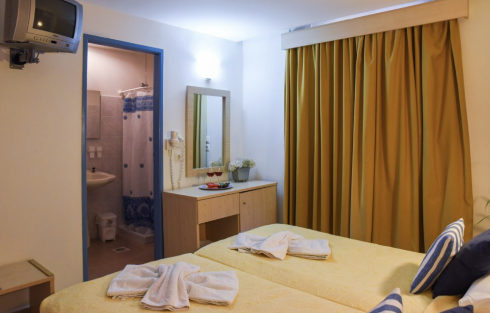 Double Standard, Amaryllis City Hotel Rodos 2*