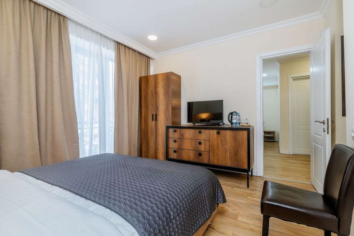 Family Room, Kokhta Plaza 3*