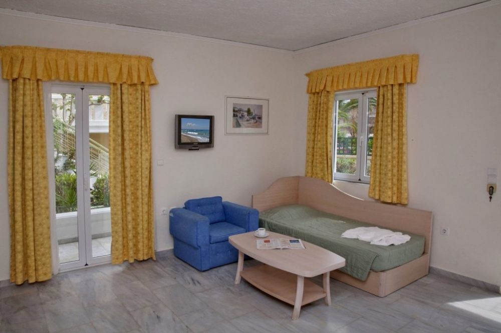 FAMILY ROOM TWO BEDROOMS, Jo An Beach Hotel 4*