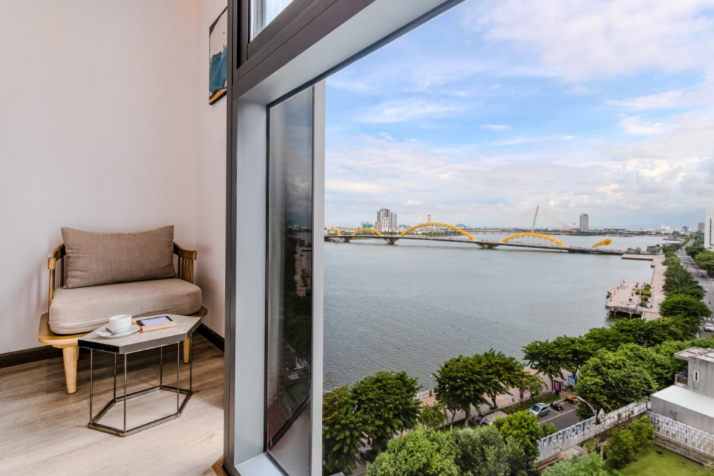 Deluxe River View, Haian Riverfront Hotel Danang 4*
