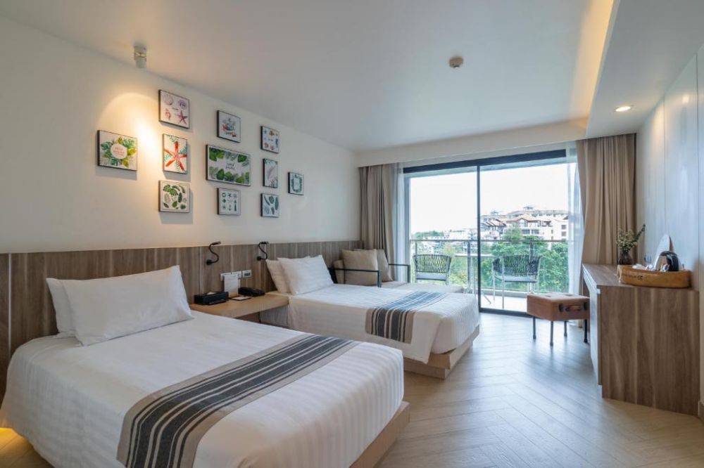 Superior, Golden Tulip Pattaya Beach Resort 5*