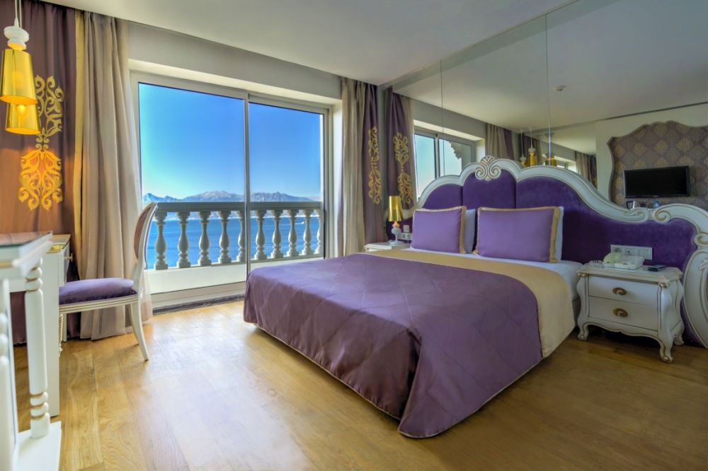 Deluxe Sea View Room, La Boutique Hotel & Suite 3*