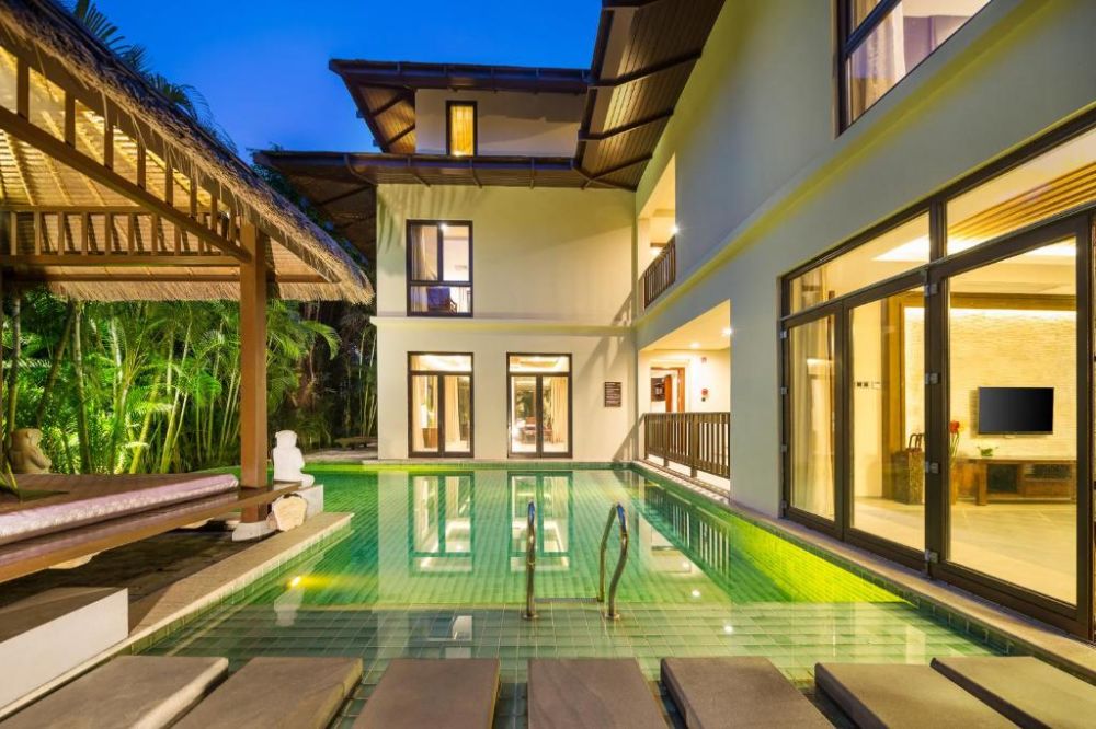 6 Bedrooms Villa, Yalong Bay Villas & Spa 5*