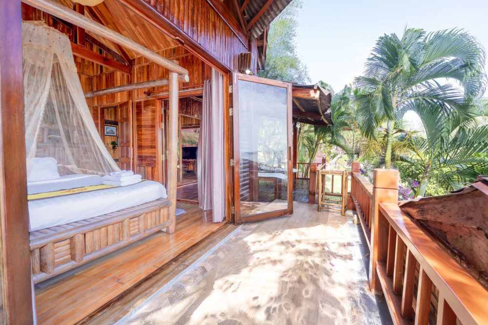 Deluxe Double Bungalow Sea View, Chez Carole Resort 3*