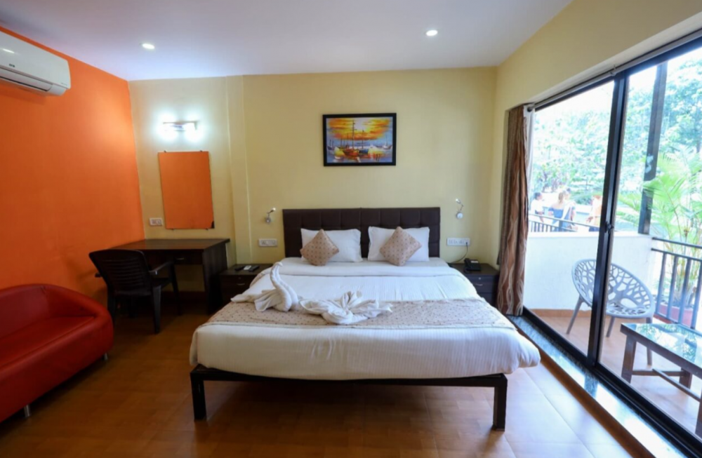 Super Deluxe Premium Room, The Byke Royal Pearl (Pure Veg) 2*