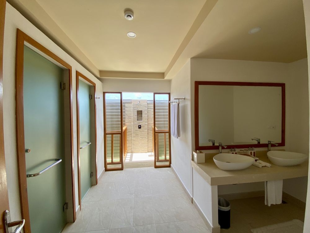 Deluxe Water Villa, Brennia Kottefaru 5*