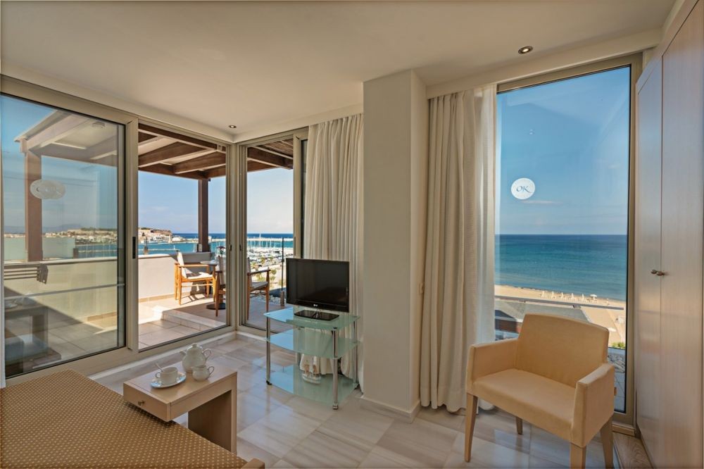 Deluxe Suite Front Sea View, Kriti Beach Hotel 5*