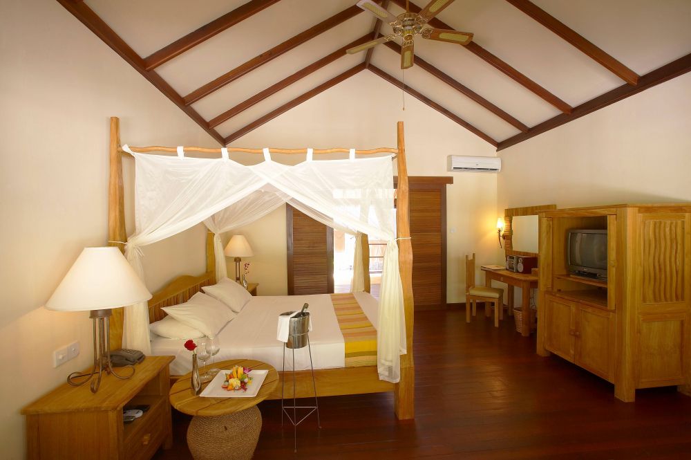 Deluxe Villa, Filitheyo Island Resort 4*