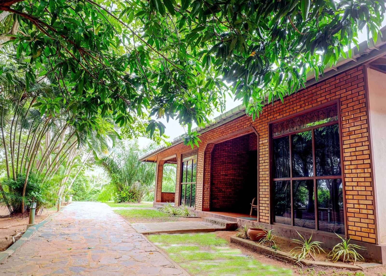 Standard Villa, Kumudu Valley Resort 1*