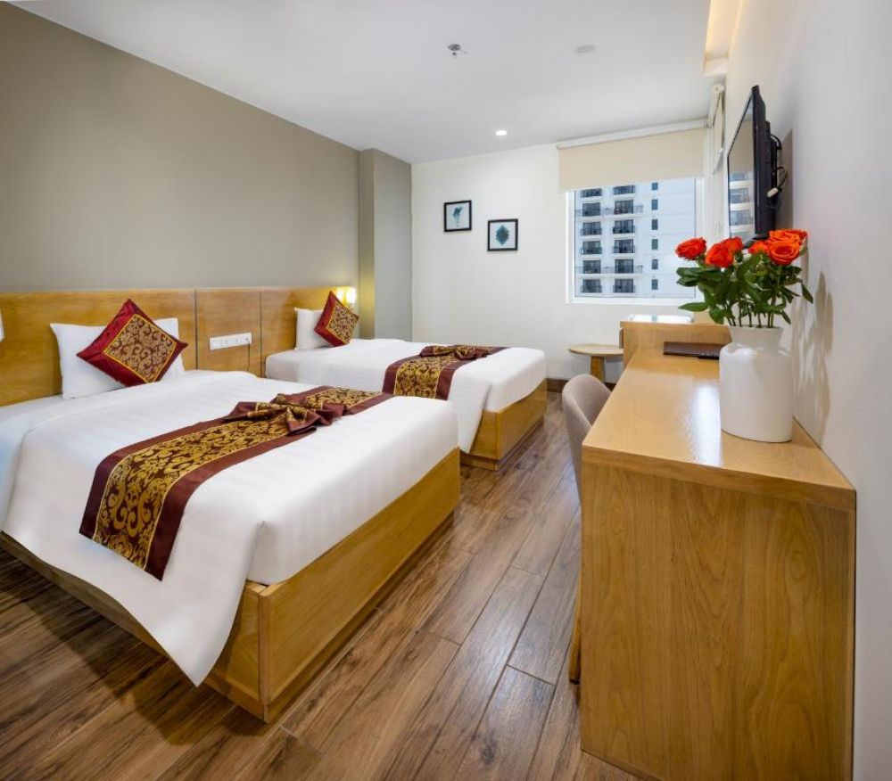 Deluxe City View, Gibson Hotel Nha Trang 3*