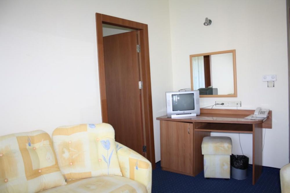 One Bedroom Apartment, Perunika Hotel 3*