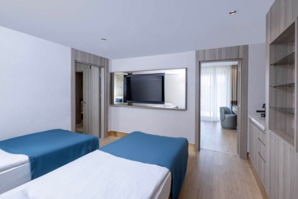 Corner Suite, Ducale Lara 5*