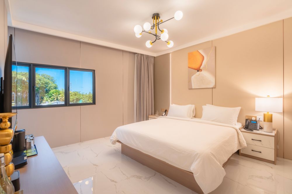 Deluxe Island View, WINGS By Hawks Hotels 3*