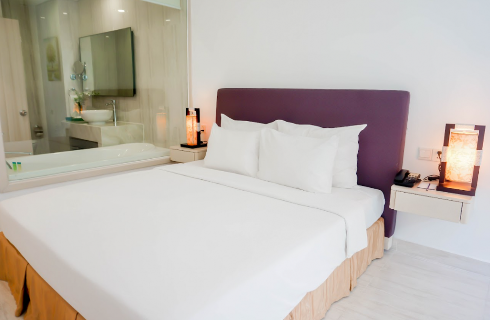 Costa Deluxe with Balcony, CostaBella Resort Nha Trang 5*