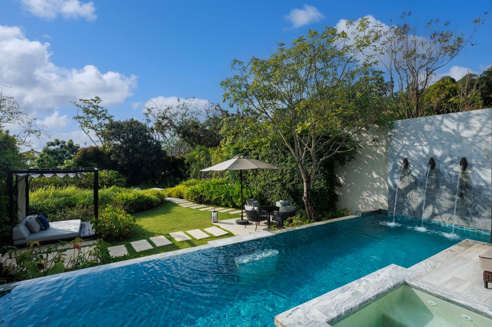 Two-Bedroom Beachfront Pool Villa, Banyan Tree Krabi 5*
