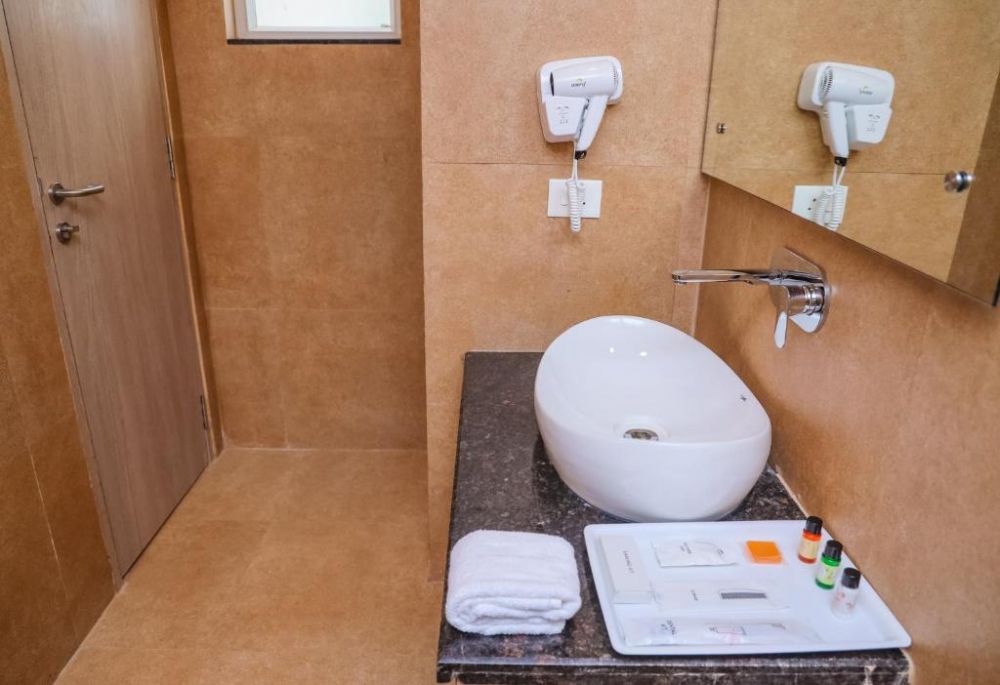 Super Deluxe Room, Hotel Regent Laguna 4*