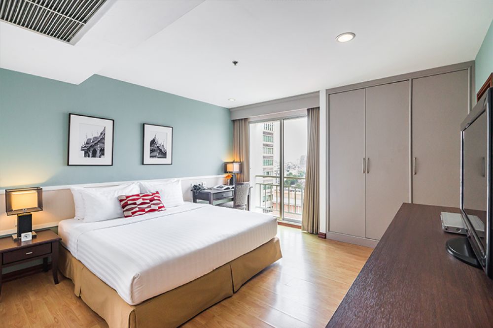 Deluxe Suites, Evergreen Place Siam 4*