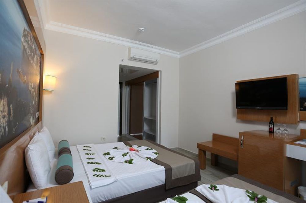 Economy Room, Anita Dream & Blue Sky Hotel (ex. Anita Blue Sky) 4*