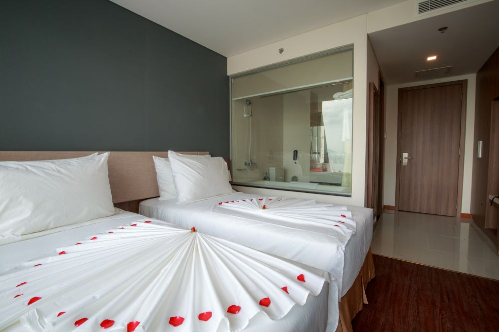 Deluxe City View/ Partial Sea View, Libra Hotel Nha Trang 4*