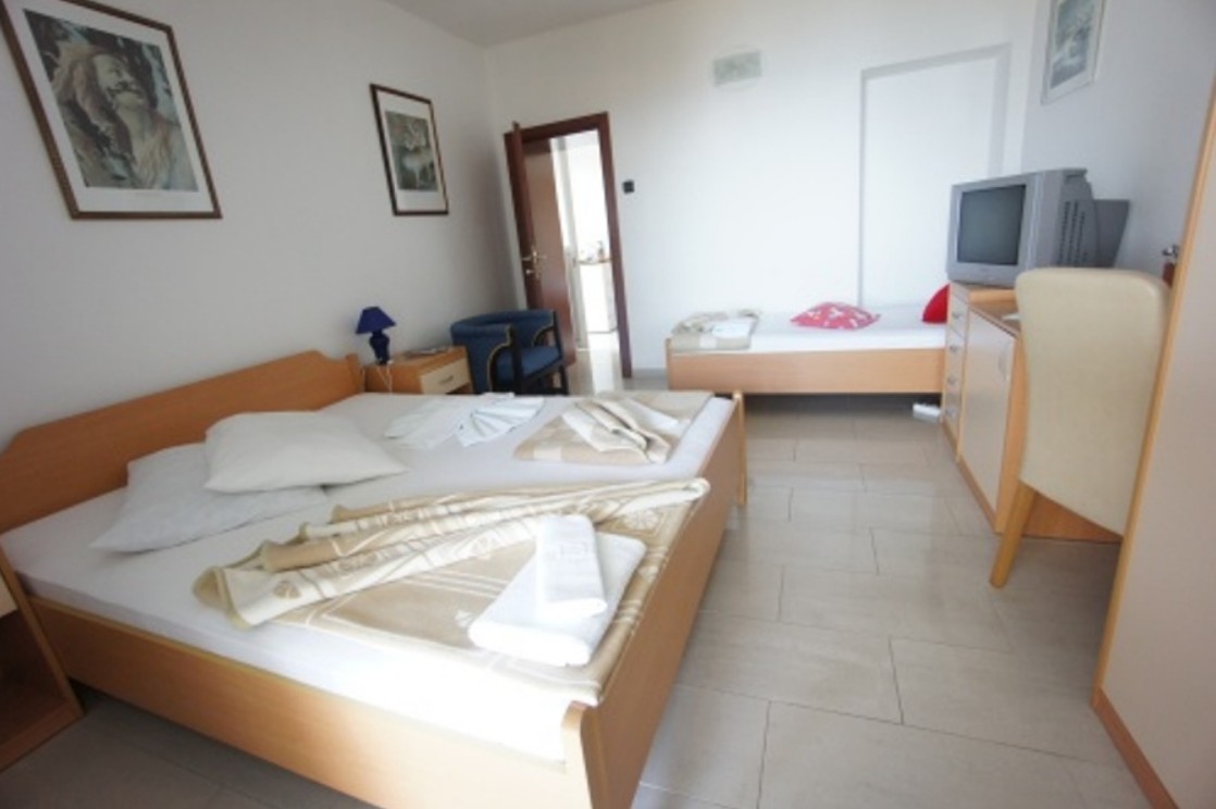 1-2 Bedroom Apartment SV, Tramontana (ex. Villa Jovo Mitrovic) 3*