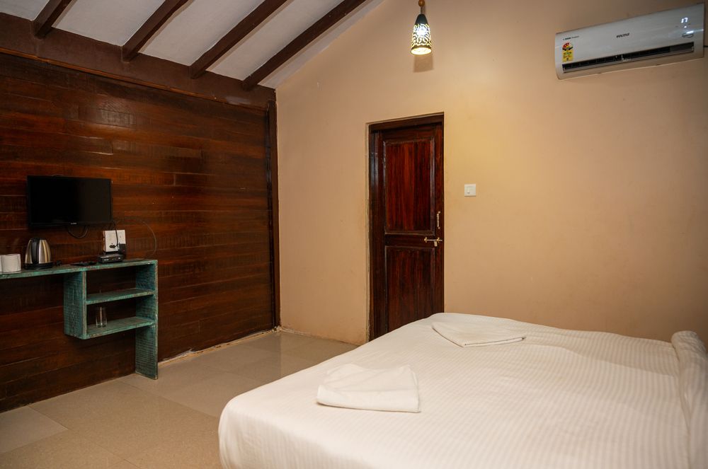 AC Wooden Cottages, Ciroc Beach Resort 2*