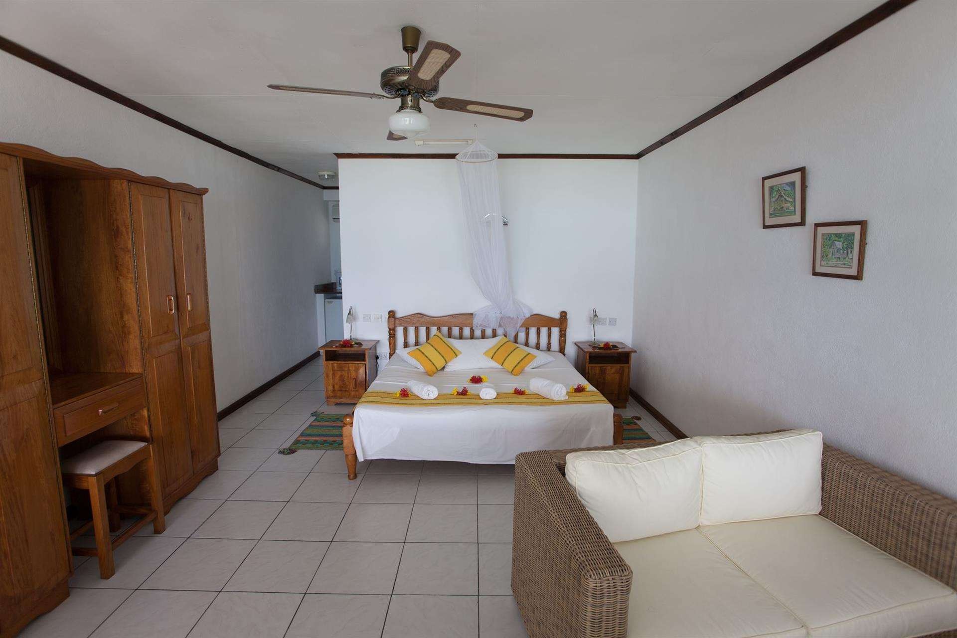 Superior Room, Anse Soleil Beachcomber 3*