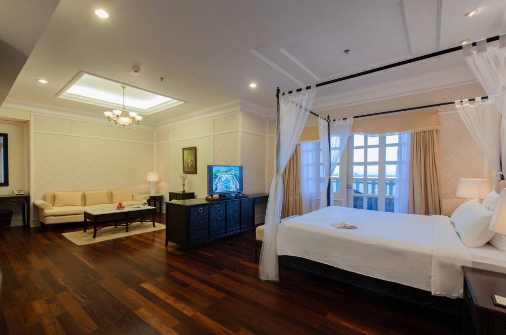 Executive Suite OV, Sunrise Nha Trang Beach Hotel & Spa 5*