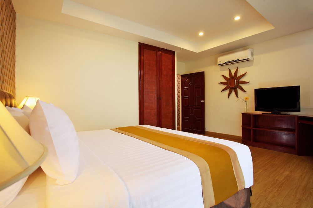 One-Bedroom Suites, Nova Park Pattaya 3*