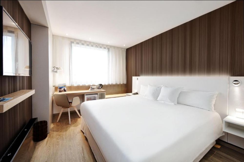 Superior, Occidental Praha (ex. Barcelo Praha) 4*