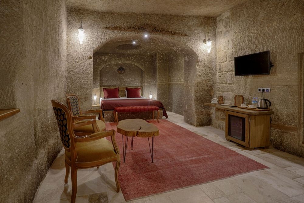 Deluxe, Hera Cave Suites 4*