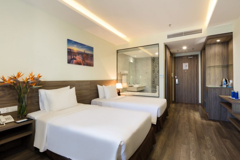 Premier, Xavia Hotel 4*