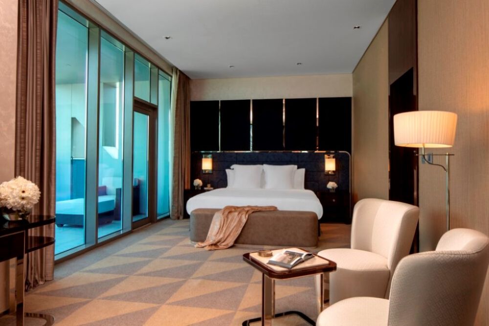 Executive Suite with Balcony, Hyde Hotel Dubai 5*