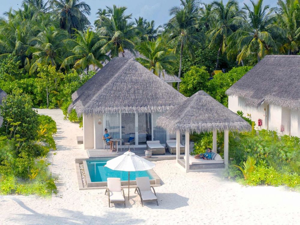 Deluxe Beach Villa with Pool, Baglioni Resort Maldives 5*