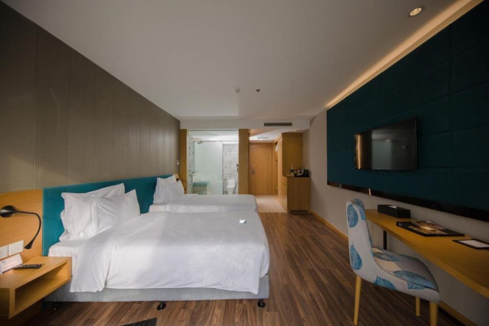 Deluxe no Balcony, Quinter Central Nha Trang 5*