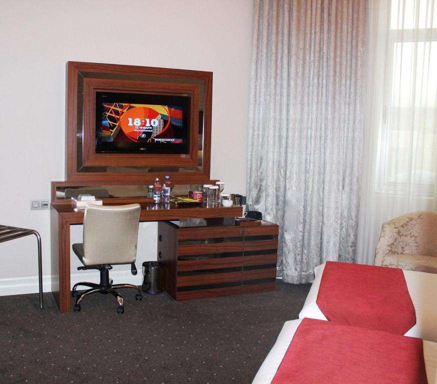 Standard, Batumi World Palace 4*