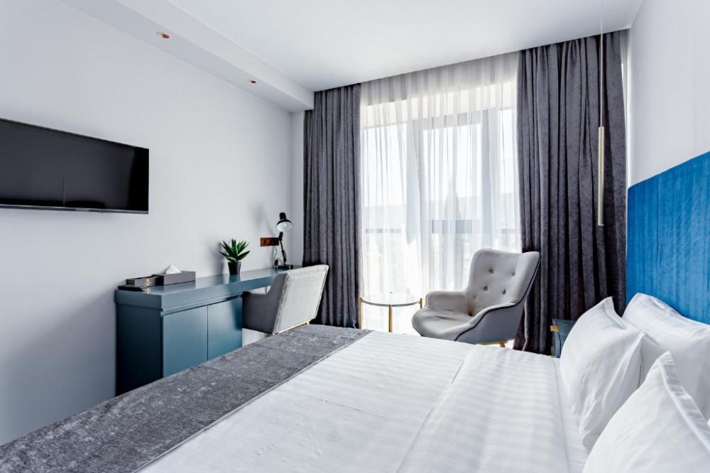 Standart, Ramada By Wyndham Tbilisi 4*