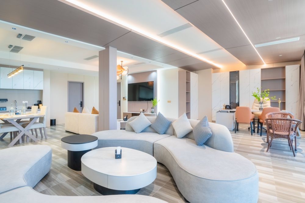 Wings Signature Suite, WINGS By Hawks Hotels 3*