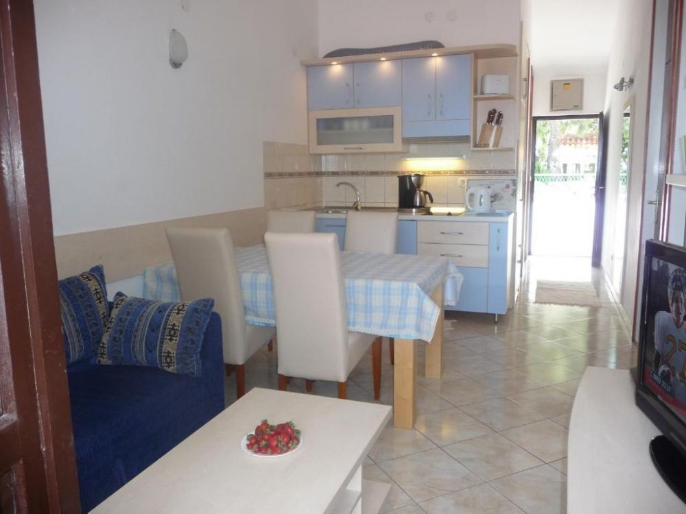 Two Bedroom Apartment, Apartments Lavica 3*